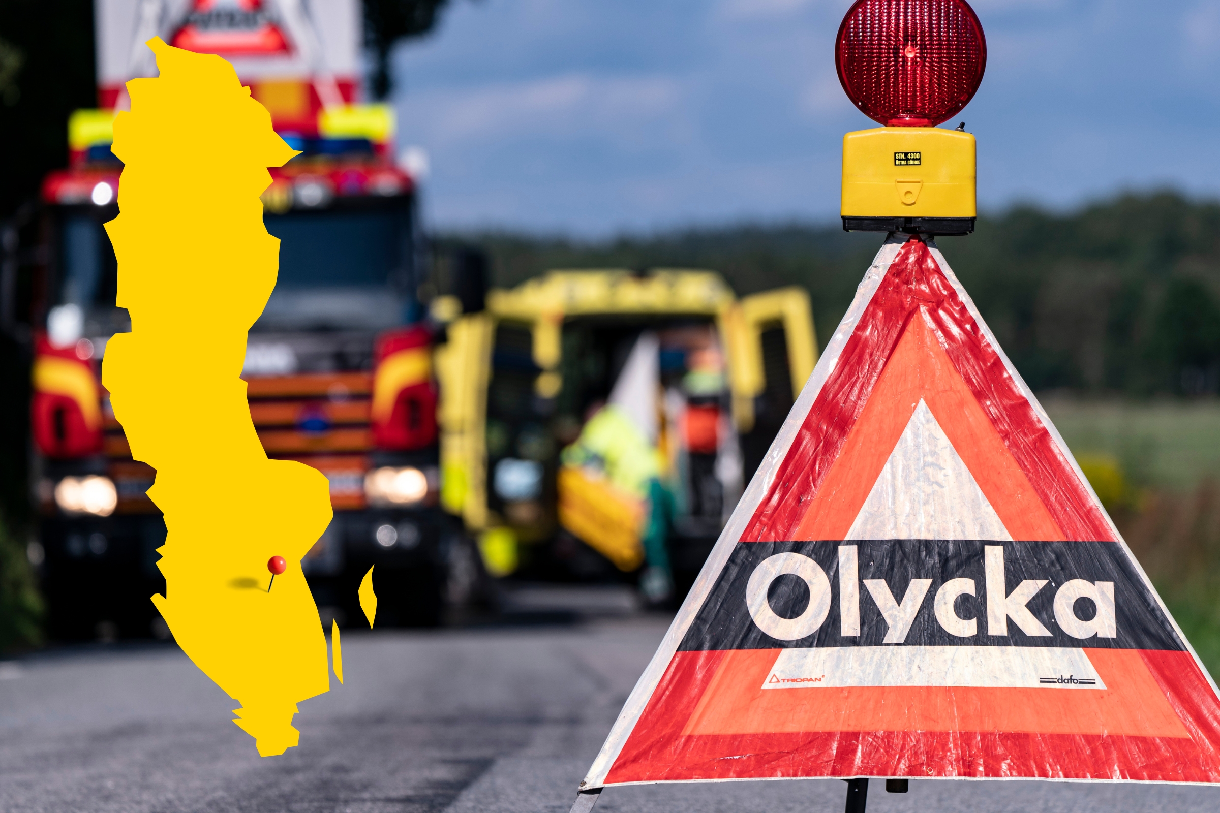 I förgrunden sverigekarta nål på Väderstad. Skylt där det står olycka. I bakgrunden ambulans och räddningsbil.
